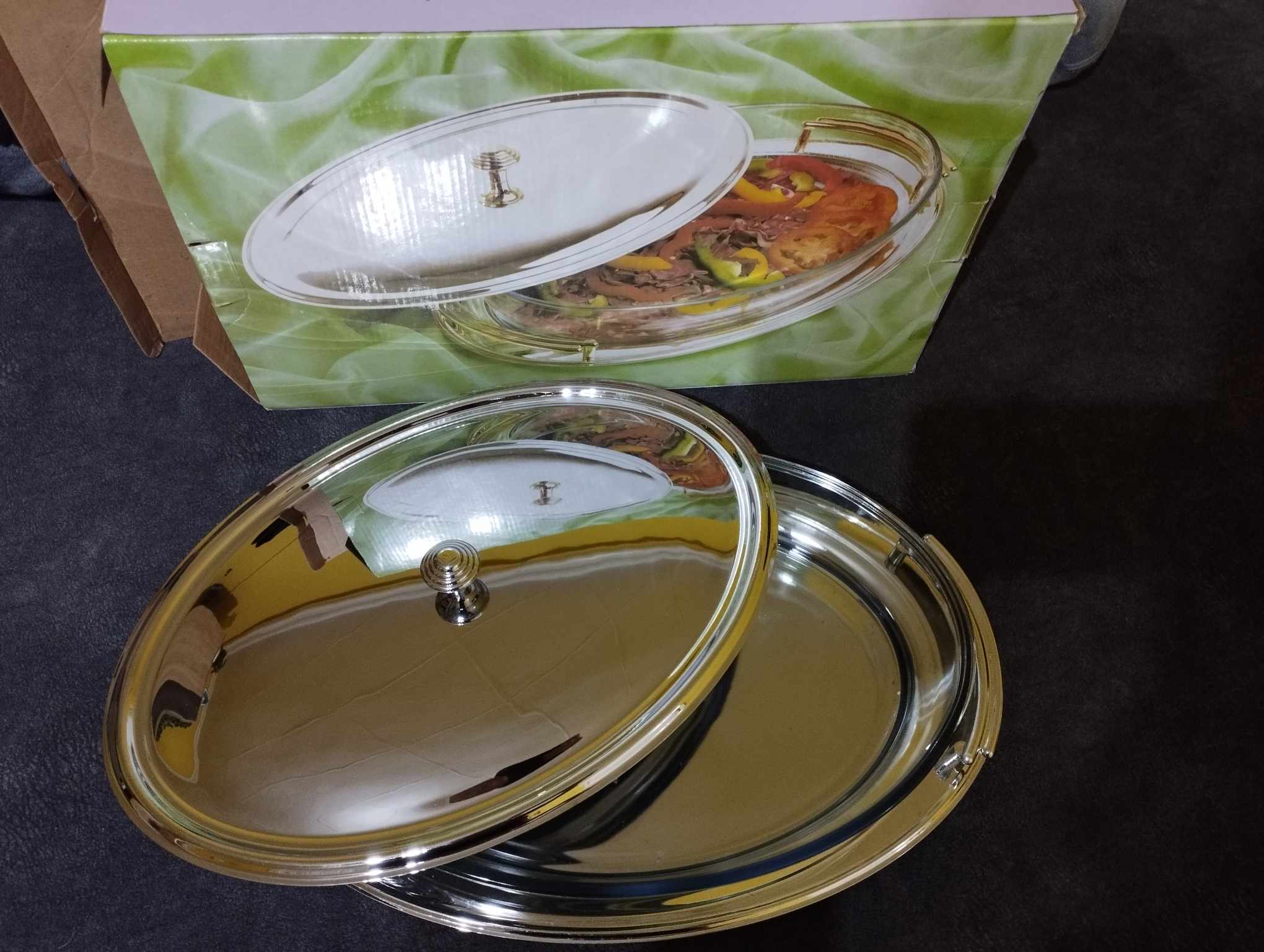 Fémfedeles, fémtálcás üveg tálaló tál